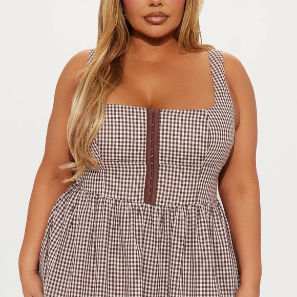 Fashion Nova Brown Checkered Maxi Dress - Picture 2 of 5